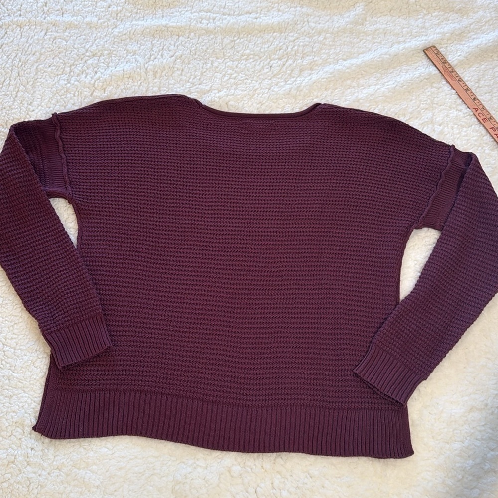 Lucky Brand crew neck sweater, burgundy women’s size medium - Picture 9 of 12